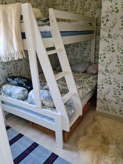 Foertjusande Gaesthus Med Parkering Fjällbacka Dış mekan fotoğraf