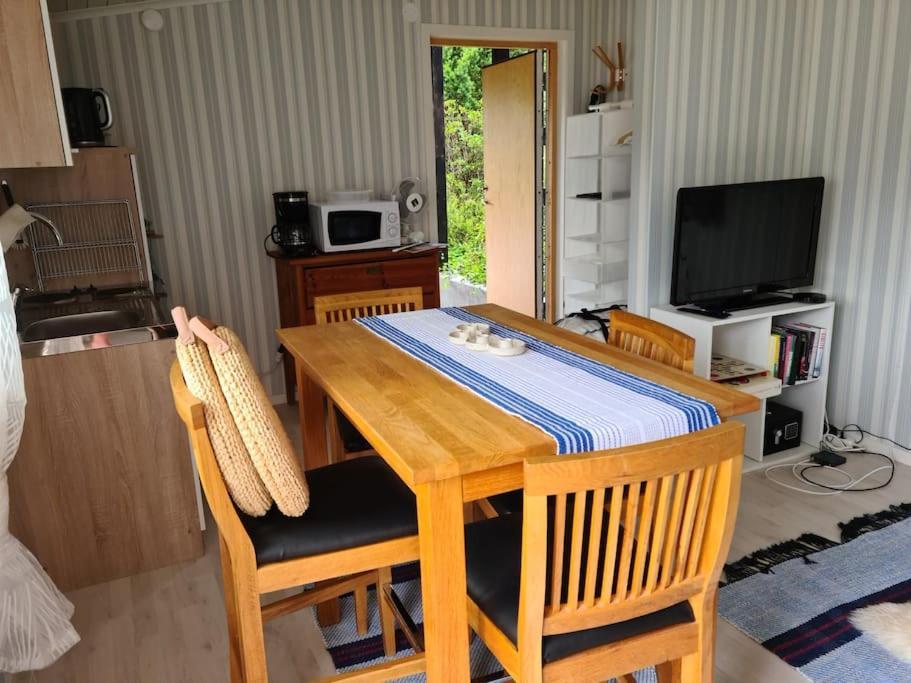 Foertjusande Gaesthus Med Parkering Fjällbacka Dış mekan fotoğraf